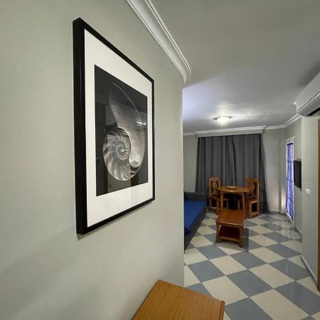 Apartamentos Nina De Oro 토레몰리노스 외부 사진