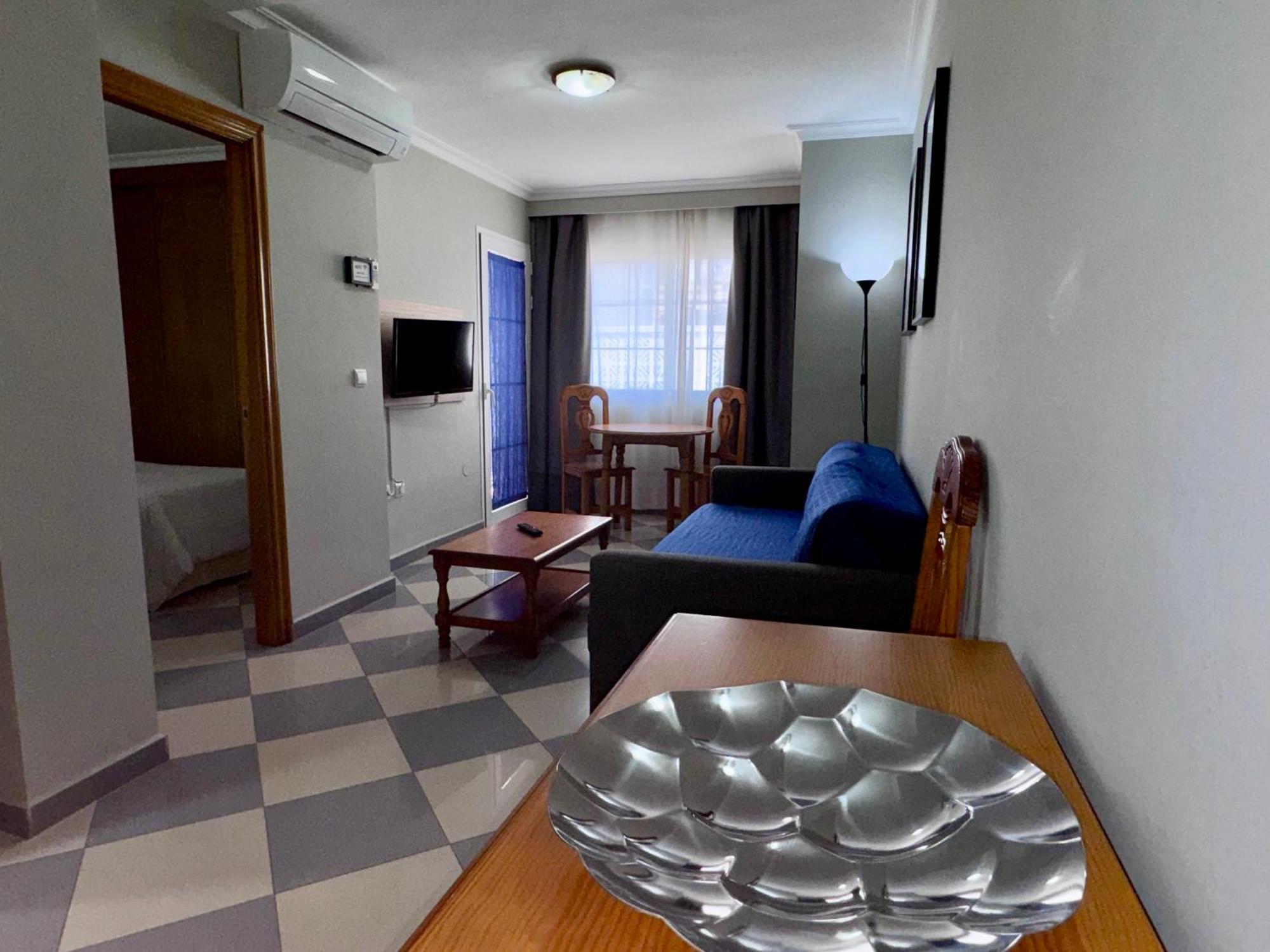 Apartamentos Nina De Oro 토레몰리노스 외부 사진