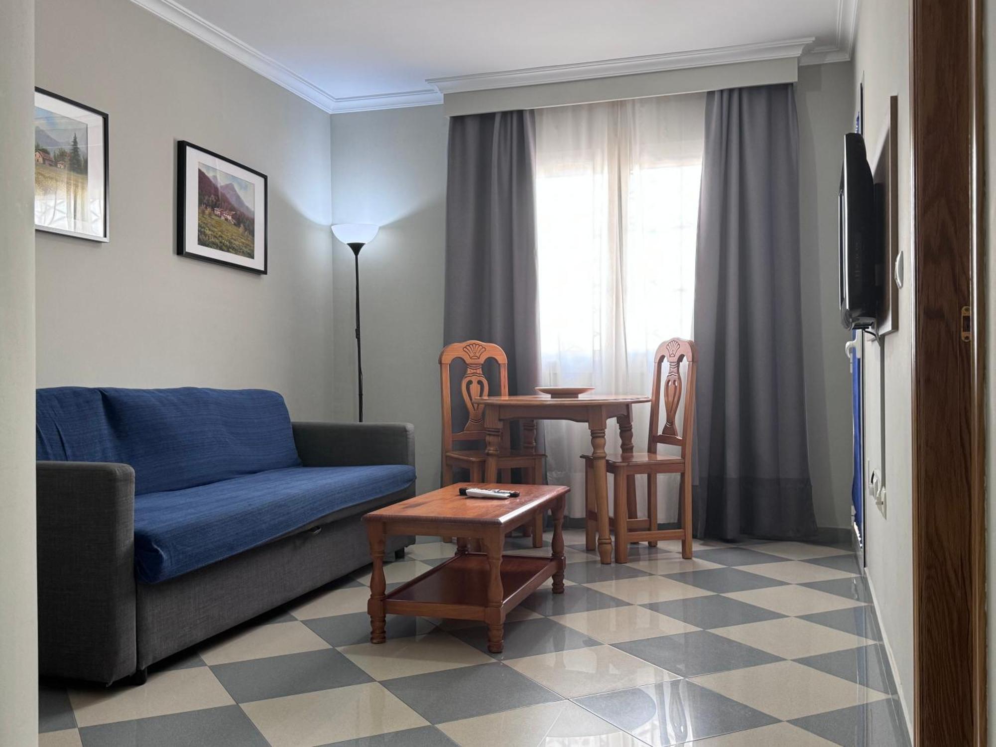 Apartamentos Nina De Oro 토레몰리노스 외부 사진