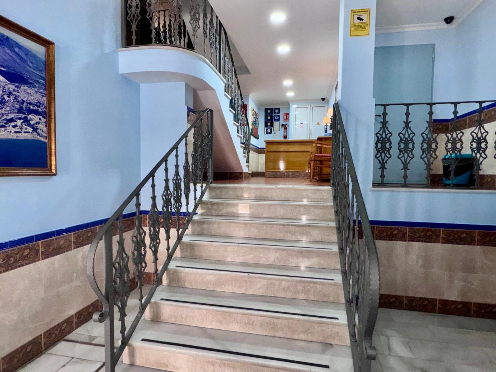 Apartamentos Nina De Oro 토레몰리노스 외부 사진
